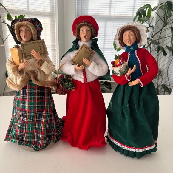 Vintage Christmas Holiday Caroler 18" Figurines Set Of 7 - Picture 7 of 12